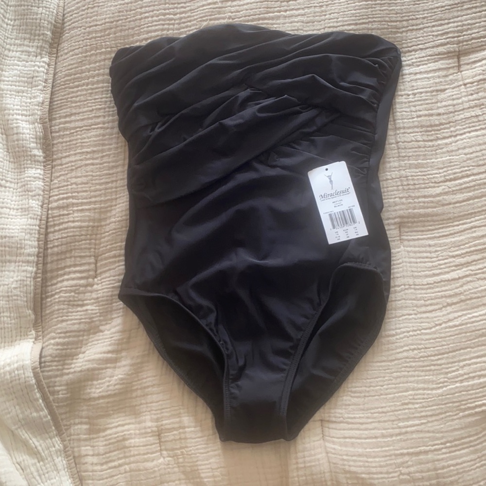 Miraclesuit Cabaret Style in Black